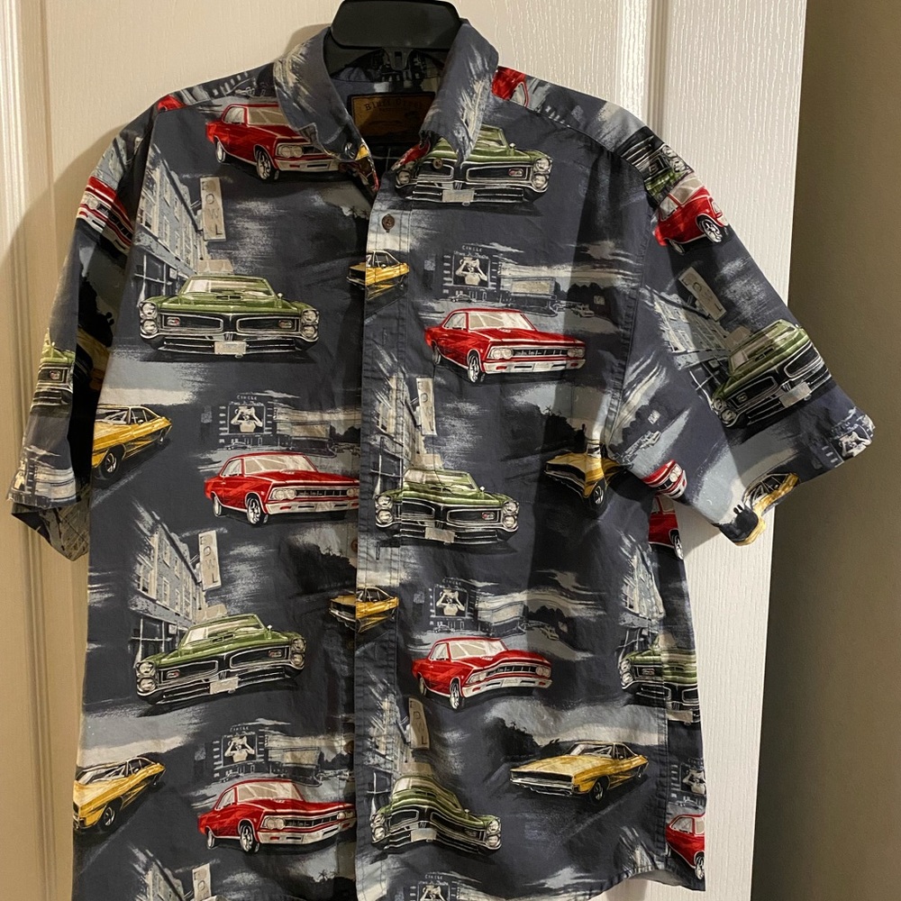 Bluff Creek Outfitters Hawaiian Shirt